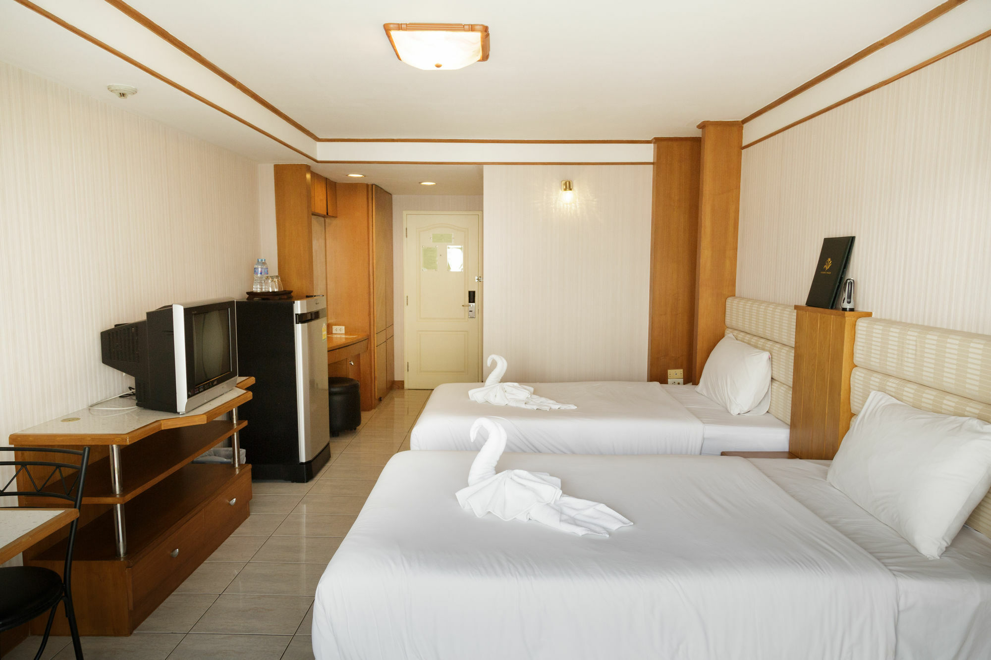 Roseate Ratchada Aparthotel Bangkok Exterior photo